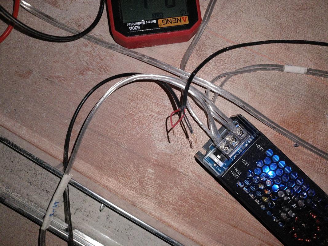 舵机失灵别着急，电源和信号线检查一下就能解决