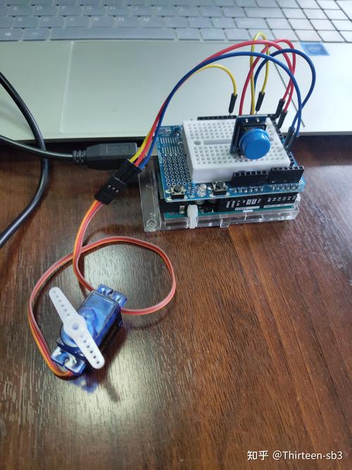 舵机怎么控制开关盖_开关盖控制舵机的作用_开关方式控制舵机