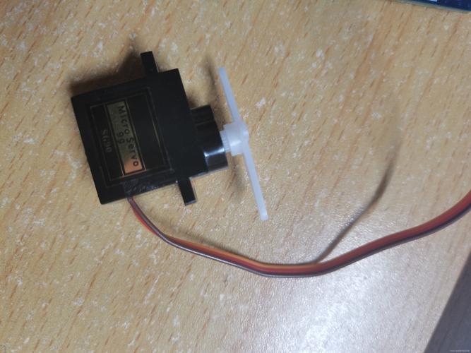 360度舵机控制转速_360度舵机可以控制转几圈吗_舵机360度旋转