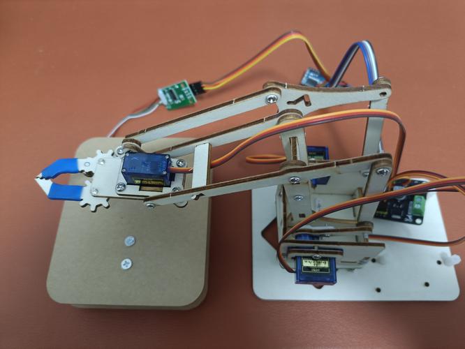 舵机控制算法实验报告_如何用程序控制舵机_控制舵机的程序