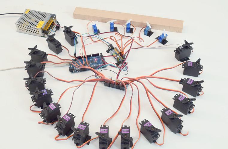 舵机多少伏怎么看？工作电压范围与匹配指南