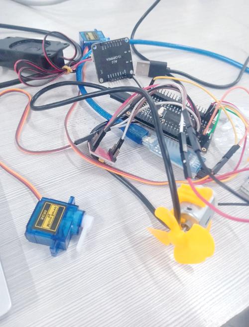 舵机怎么转动任意角度 教你精确控制舵机位置视频教程