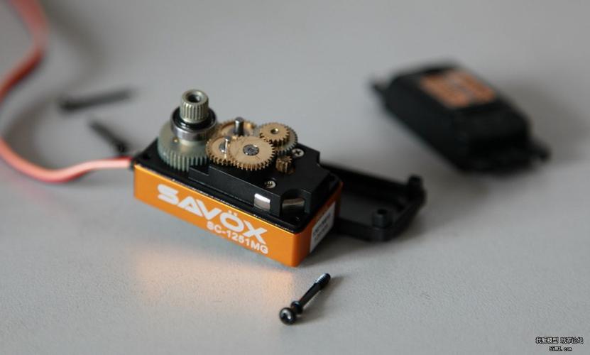 savox舵机怎么样？台岛品牌，玩车模都爱用因为它快又硬