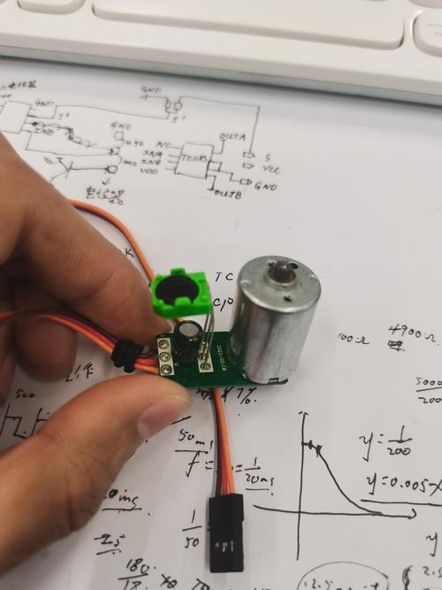 舵机工作原理动画：3分钟拆解PWM信号，一看就懂