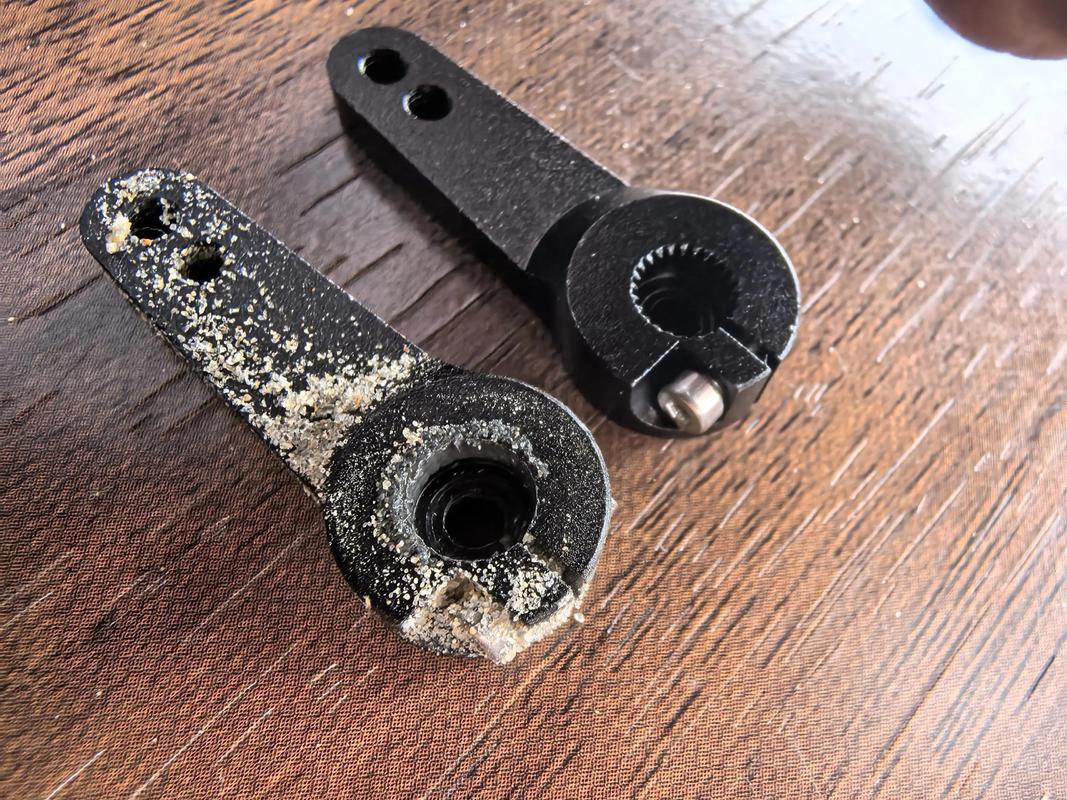 手把手教你RC舵机臂安装 从选对到装稳一次搞定