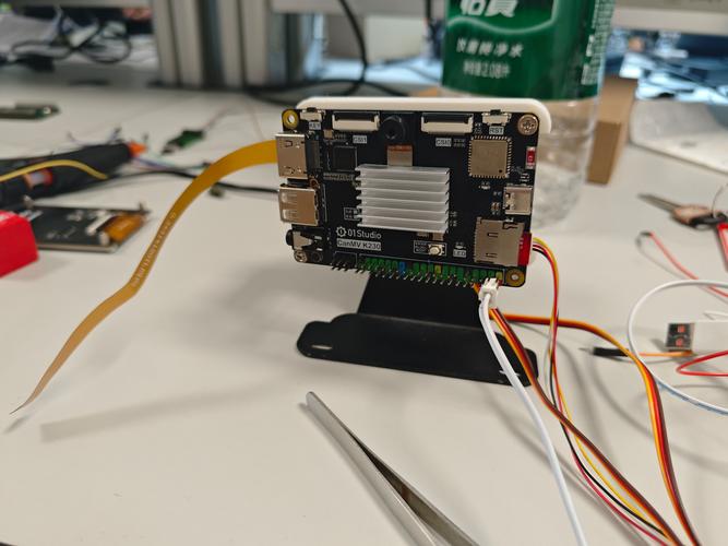 舵机云台和无刷云台怎么选？一张表看懂区别和适用场景