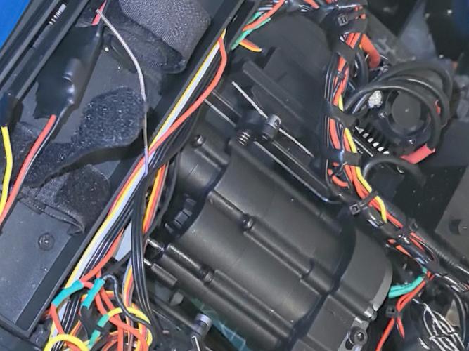 舵机输入电压_舵机工作电压电流_舵机供电电压不足怎么回事