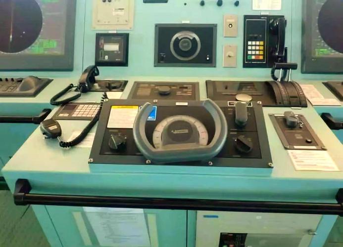 船舶自动舵控制系统_船舶自动系统舵机原理_船舶自动舵机系统