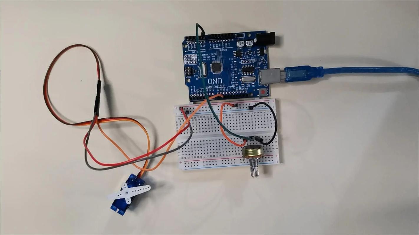旋转器电位调控制舵机接线图_旋转器电位调控制舵机的作用_电位器控制舵机旋转怎么调