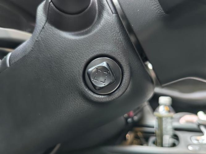 电动舵机怎么调方向盘_电动调盘方向舵机接线图_舵机方向控制