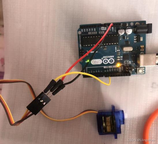 控制舵机的arduino程序_arduino舵机控制板_arduino 舵机控制库